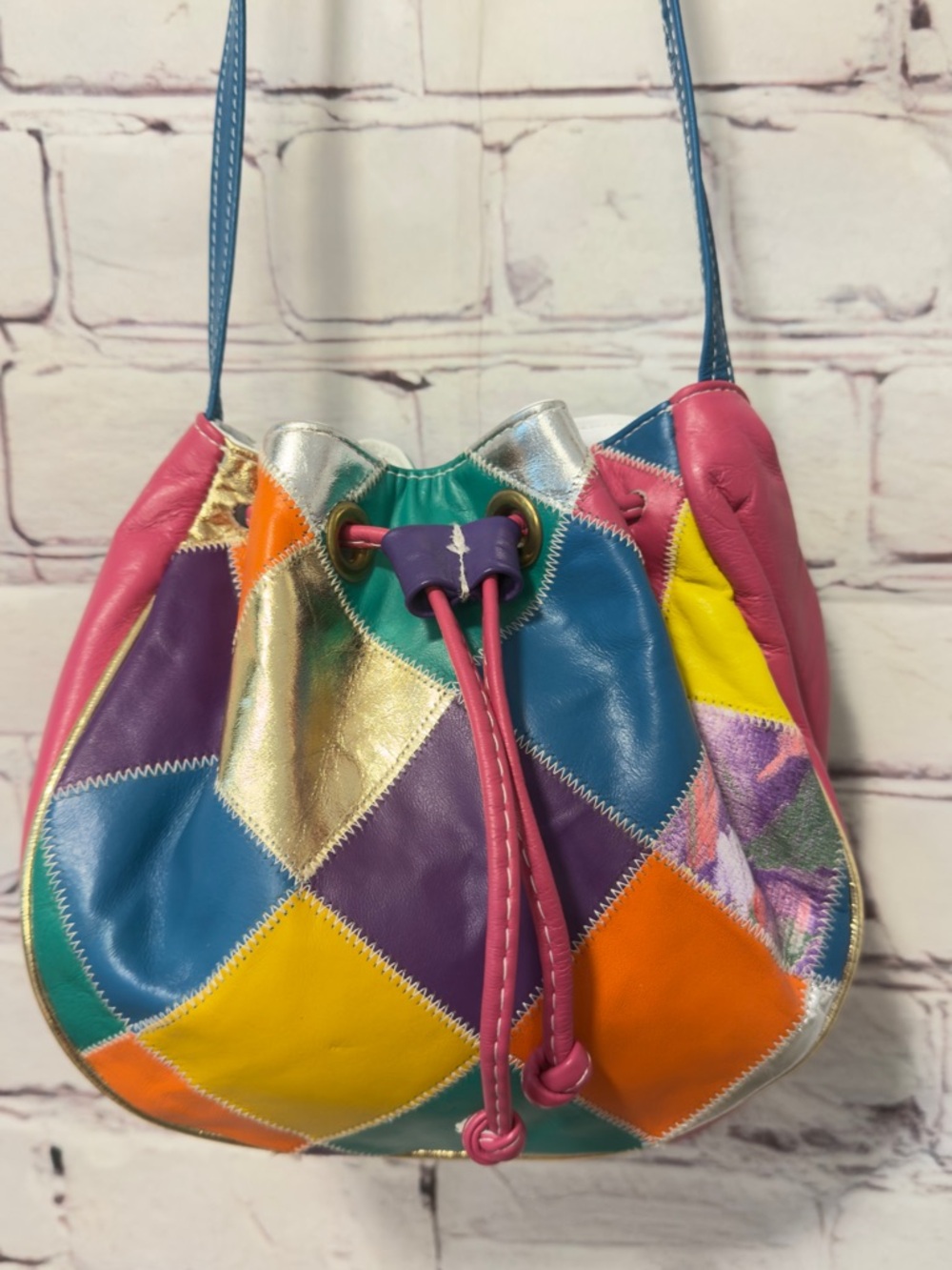 VINTAGE RETRO COLORFUL LEATHER CINCH SHOULDER BAG 80’s 90’s Fun Funky
